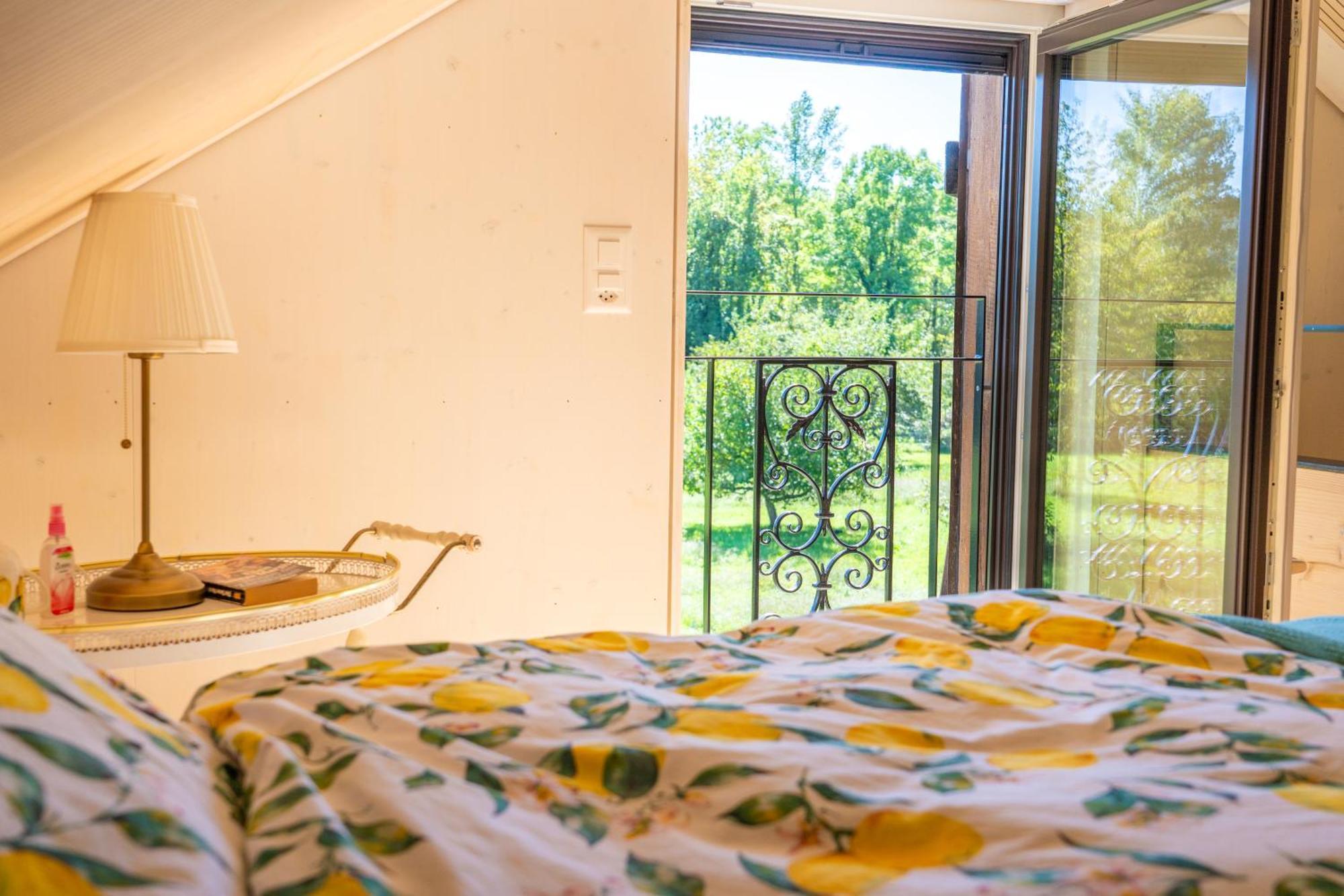 Tiny House Chez Claudine - Relaxen, Workspace, Naehe Thermen, Netflix, Free Parking & Wifi Brugg  Εξωτερικό φωτογραφία